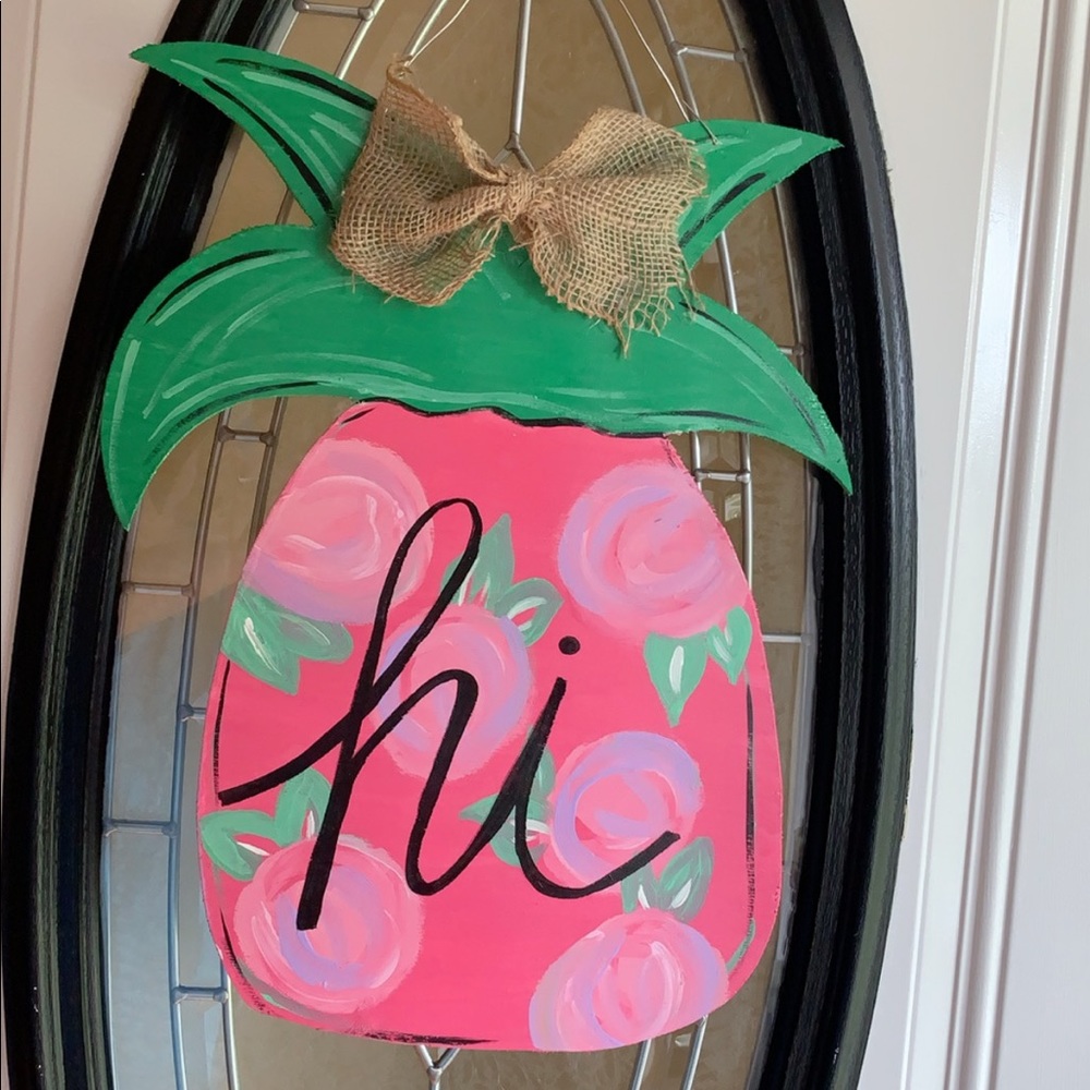 pineapple door hanger!!